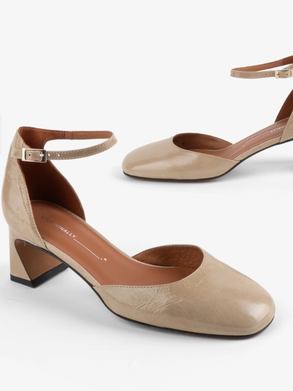 Intentionally Blank ♥️ Polly Heeled Mary Jane in Mushroom Leather